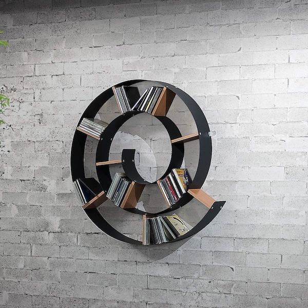 Libreria da parete a forma di chiocciola Honavar